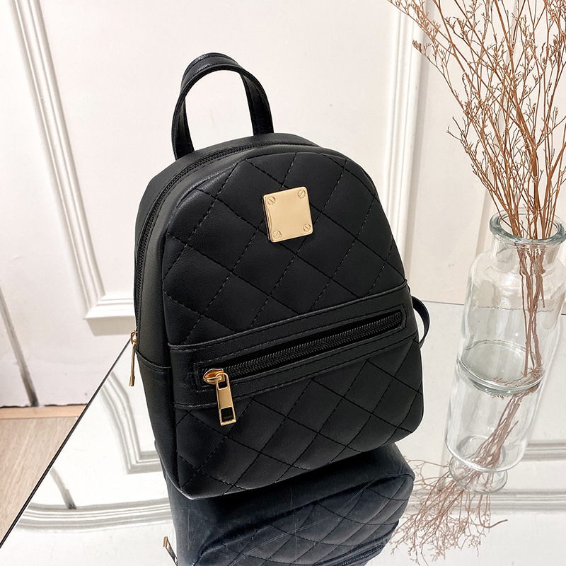 Рюкзак с вышивкой 2021, женски – обзор и цена Mini Backpack Purse